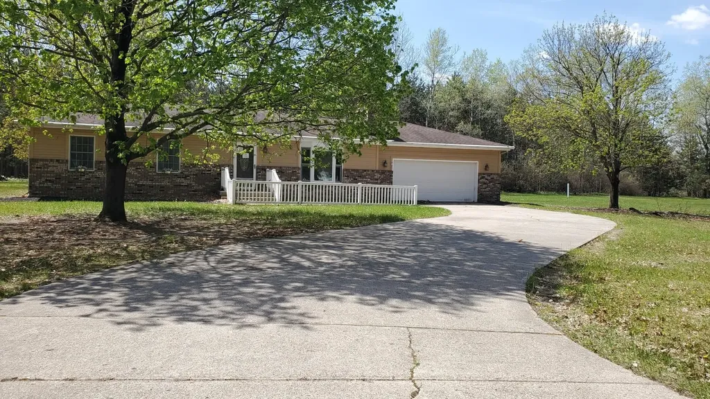15801 Belmont Drive Big Rapids Charter Township MI 49307