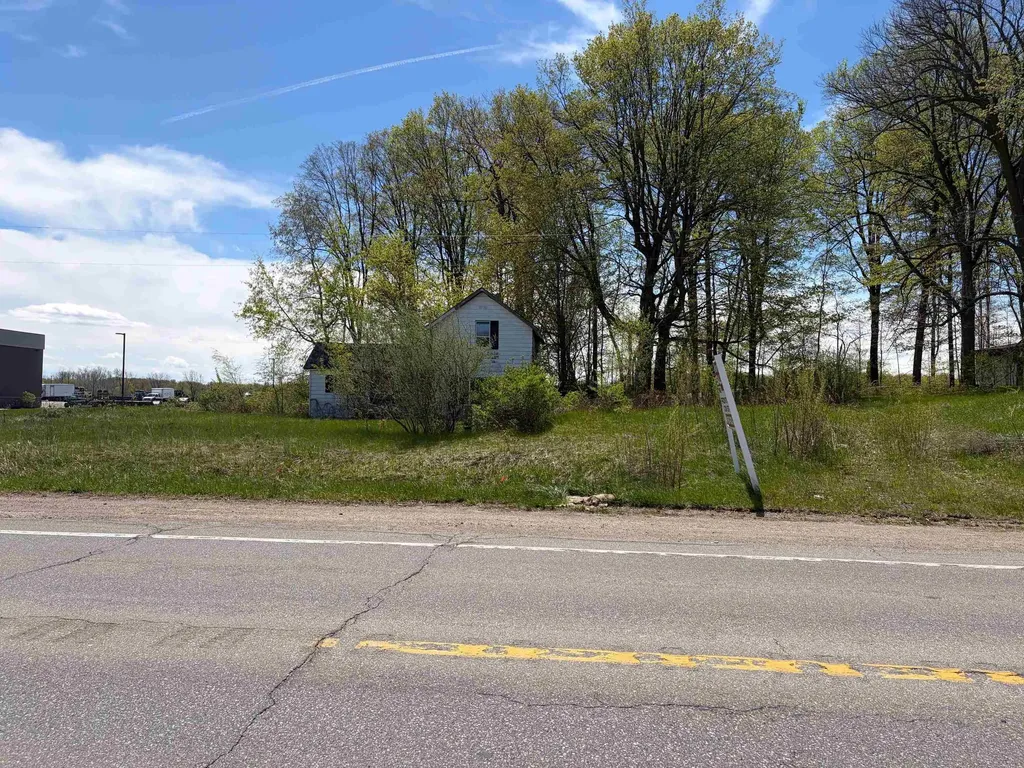 1740 & 1732 E Remus Road Union Charter Township MI 48858