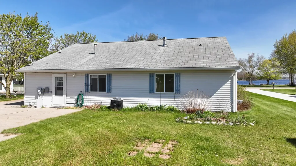 1239 Clubhouse Drive Lake Isabella Village MI 48893