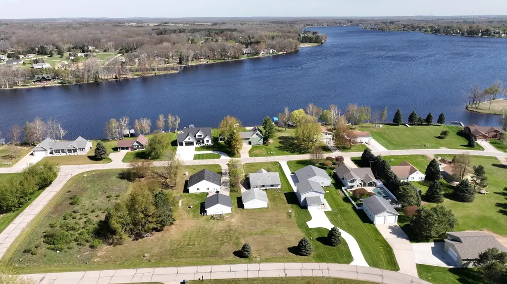 1239 Clubhouse Drive Lake Isabella Village MI 48893