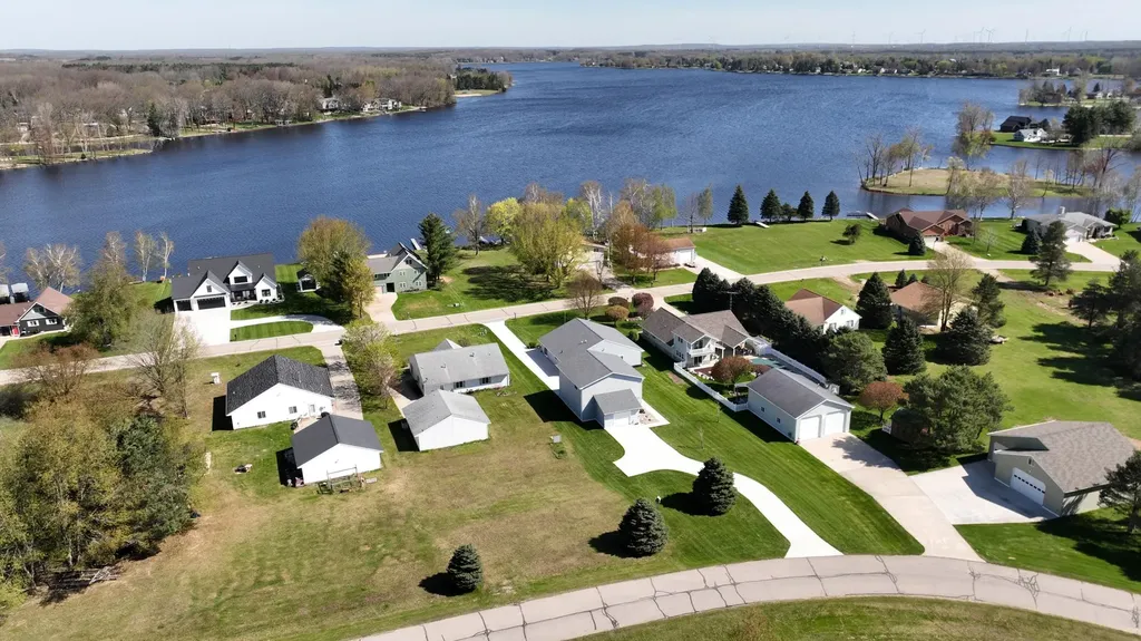 1239 Clubhouse Drive Lake Isabella Village MI 48893