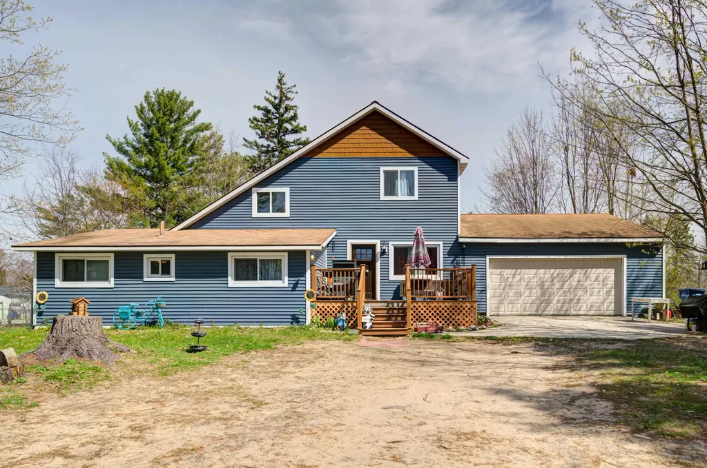 204 N Orange Street Kalkaska Township MI 49646
