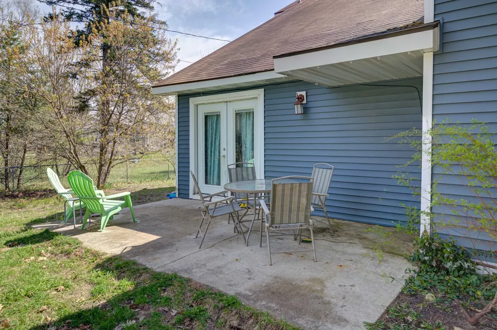 204 N Orange Street Kalkaska Township MI 49646