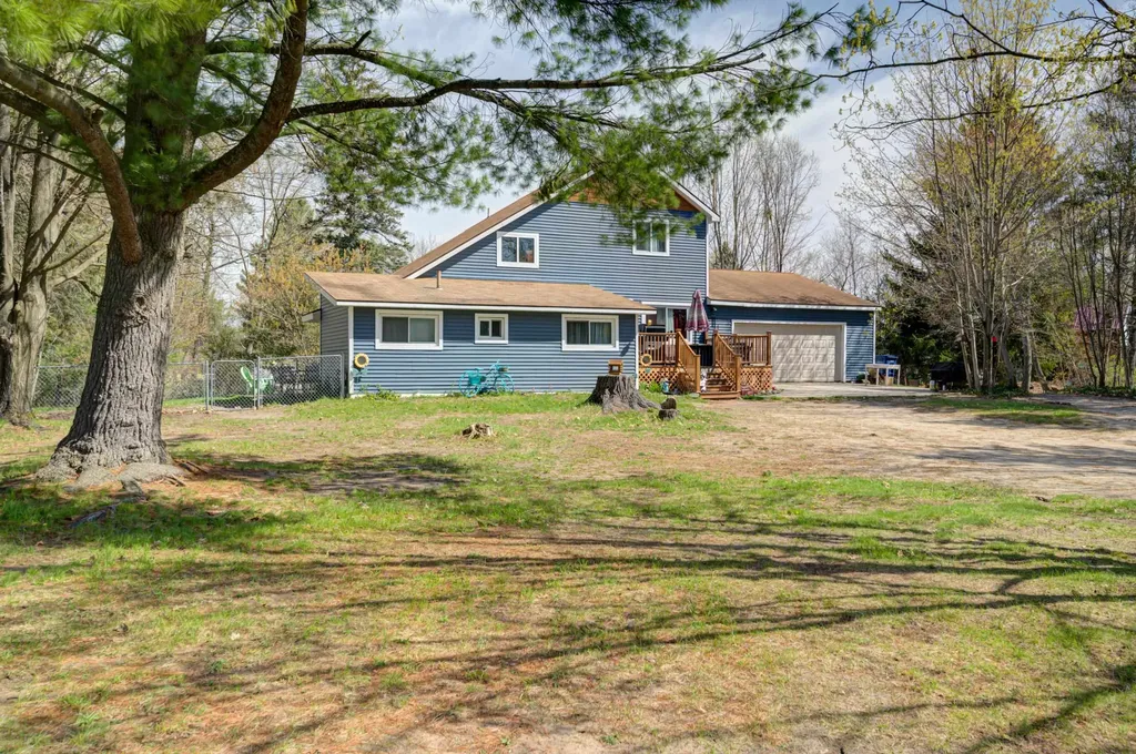 204 N Orange Street Kalkaska Township MI 49646