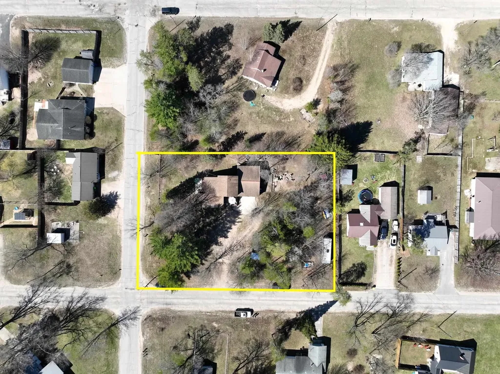 204 N Orange Street Kalkaska Township MI 49646