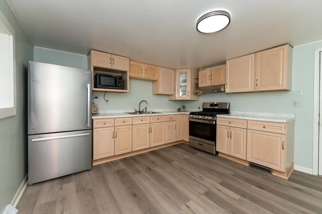 322 E Osceola Avenue Reed City City MI 49677