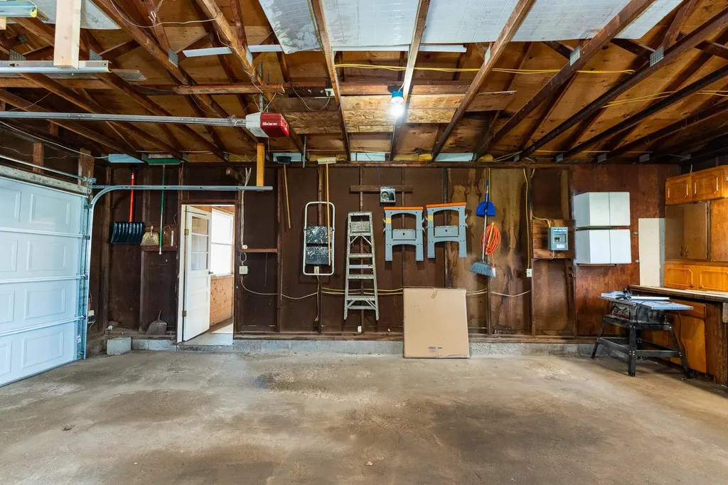 322 E Osceola Avenue Reed City City MI 49677