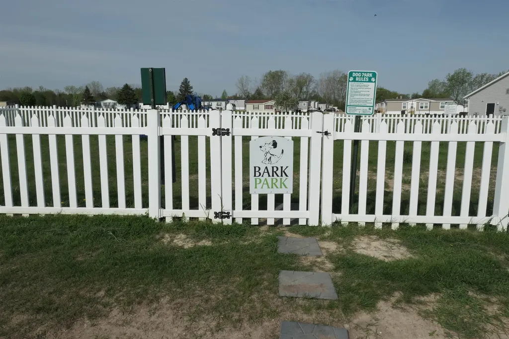 1187 Ironstone Drive Union Charter Township MI 48858