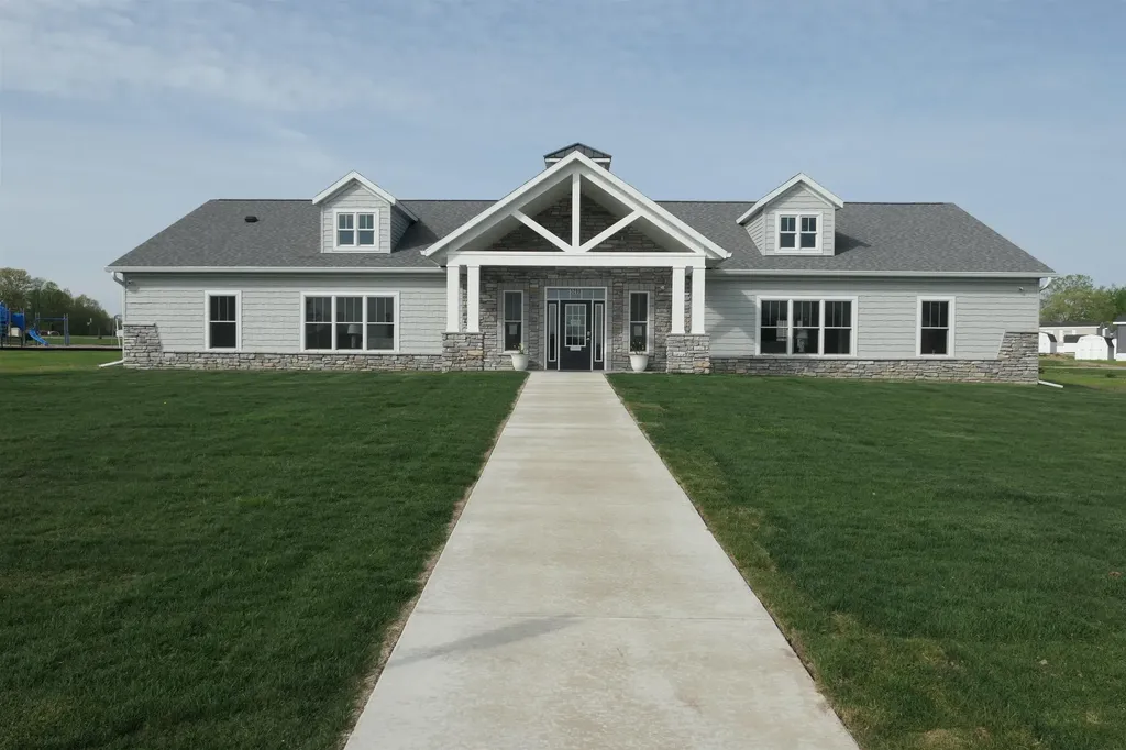 1187 Ironstone Drive Union Charter Township MI 48858
