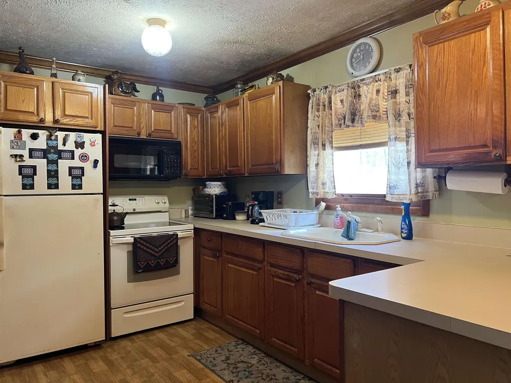319 Lund Road Garfield Township MI 49633
