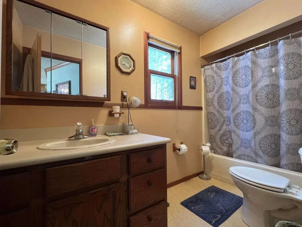 319 Lund Road Garfield Township MI 49633
