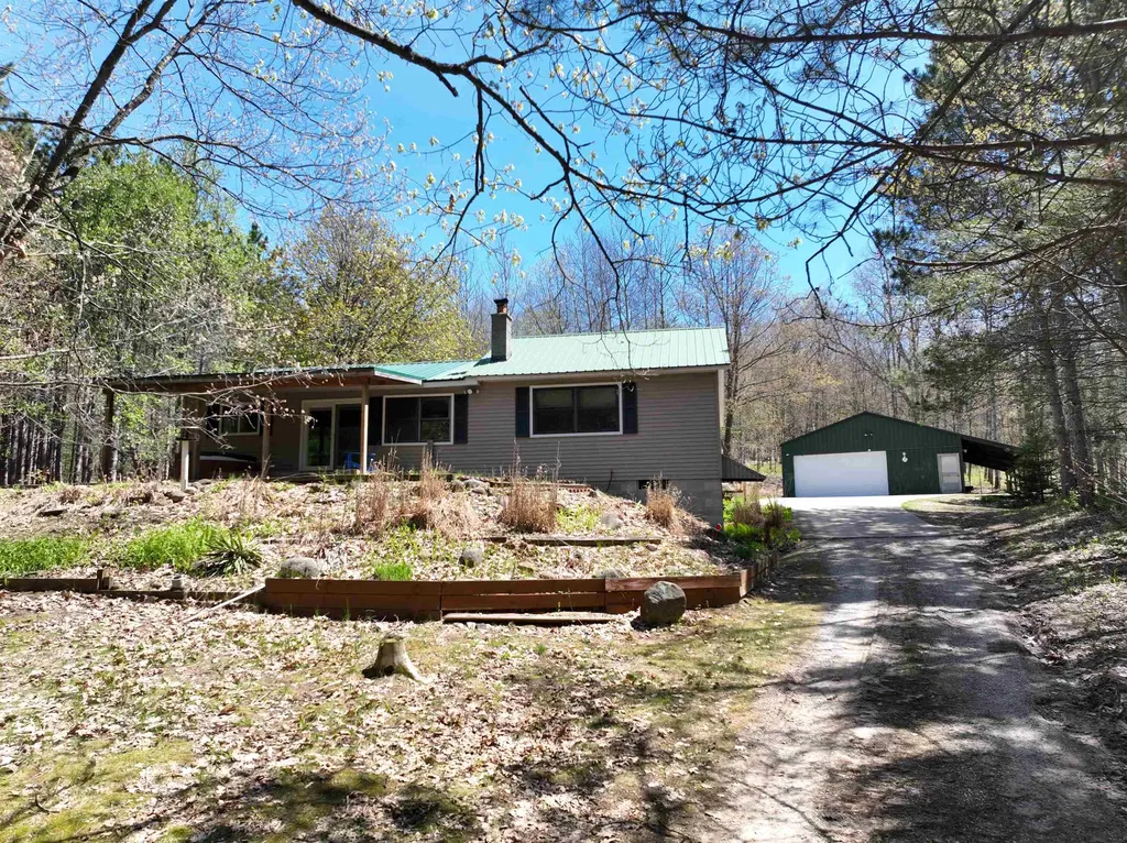 319 Lund Road Garfield Township MI 49633