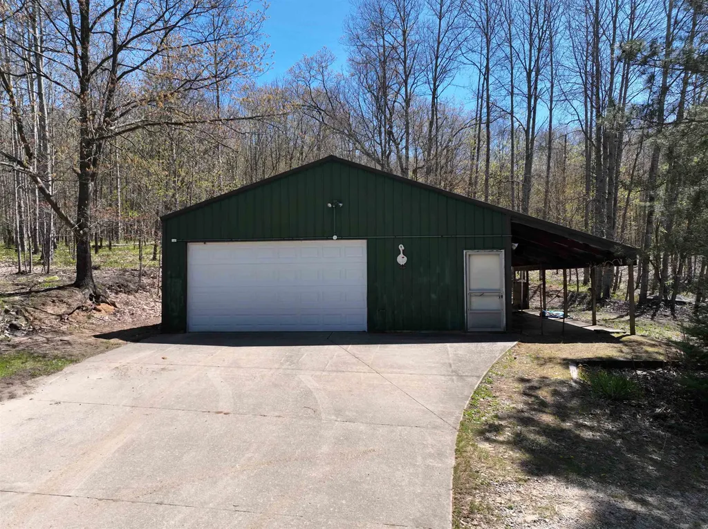 319 Lund Road Garfield Township MI 49633