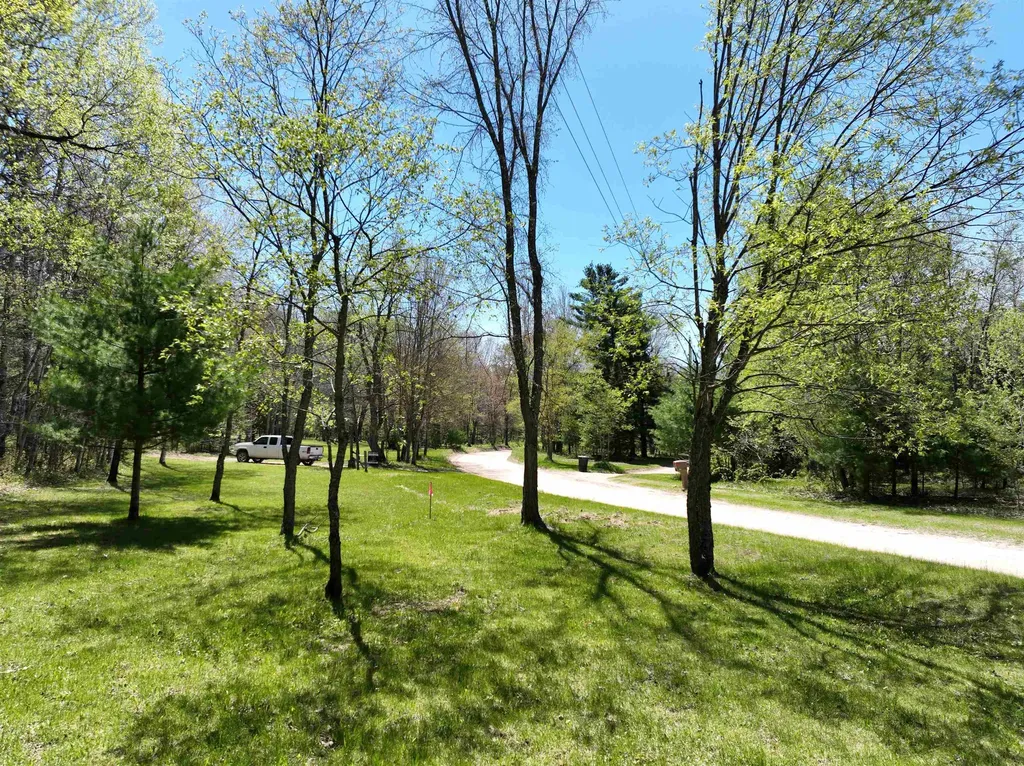 319 Lund Road Garfield Township MI 49633