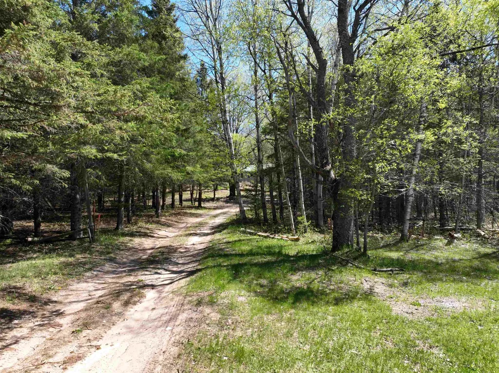 319 Lund Road Garfield Township MI 49633