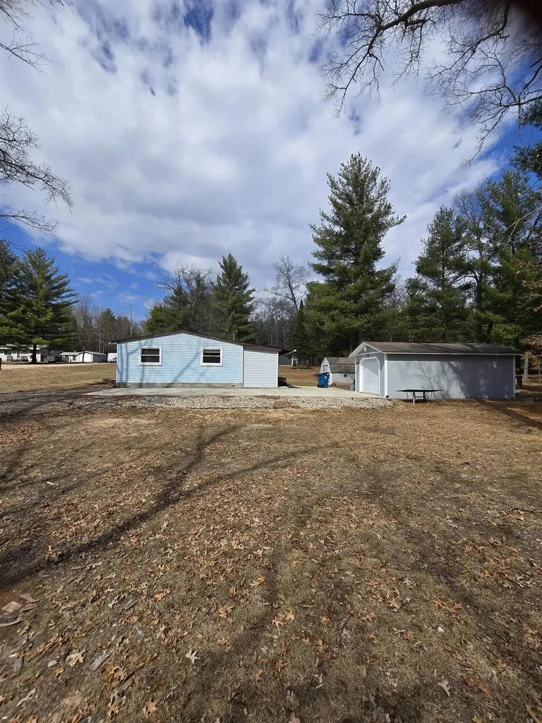 2771 Menominee Trail Churchill Township MI 48661