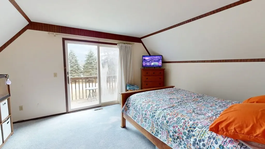 1035 Cantabrian Drive Lake Isabella Village MI 48893