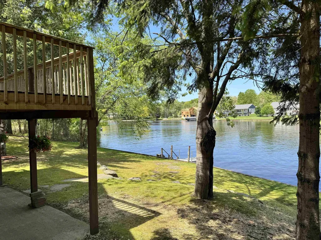 1035 Cantabrian Drive Lake Isabella Village MI 48893