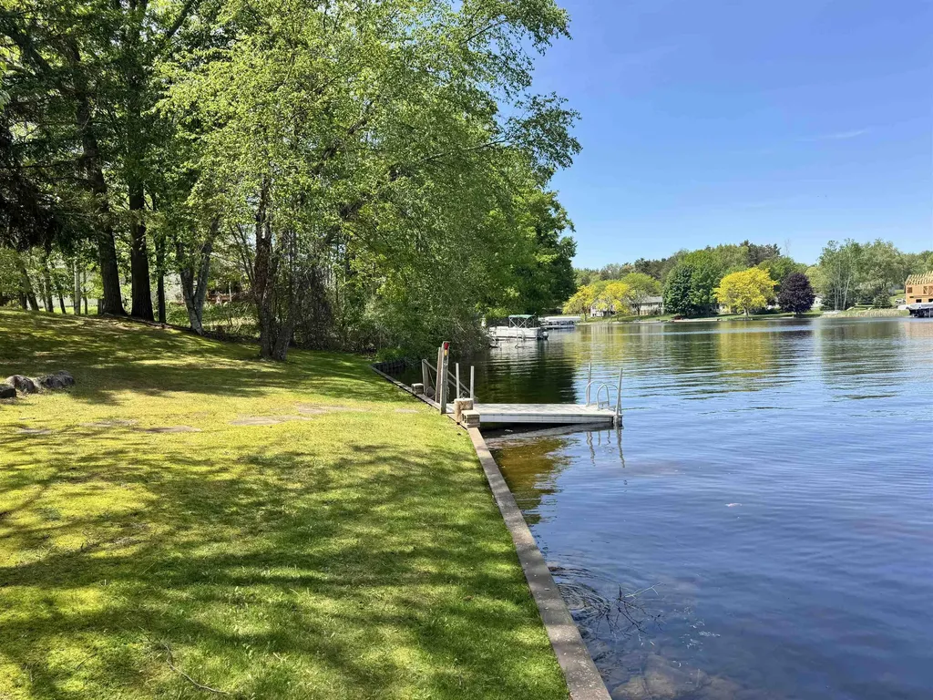 1035 Cantabrian Drive Lake Isabella Village MI 48893