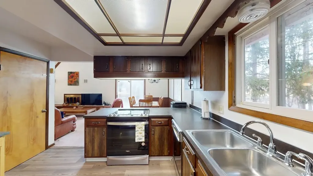 1035 Cantabrian Drive Lake Isabella Village MI 48893