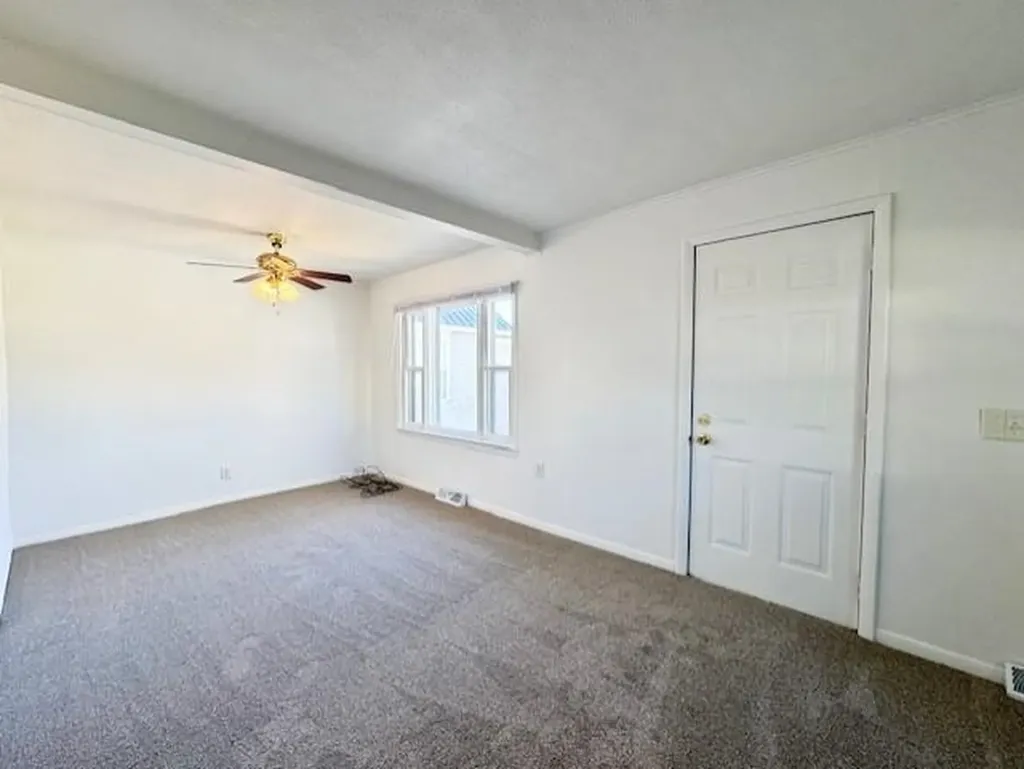 348 N Grover Avenue Alma City MI 48801