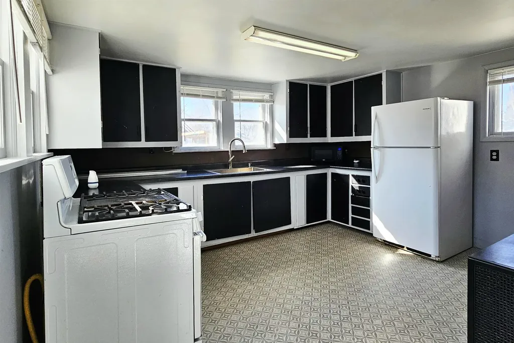6707 N Lumberjack Road Seville Township MI 48877