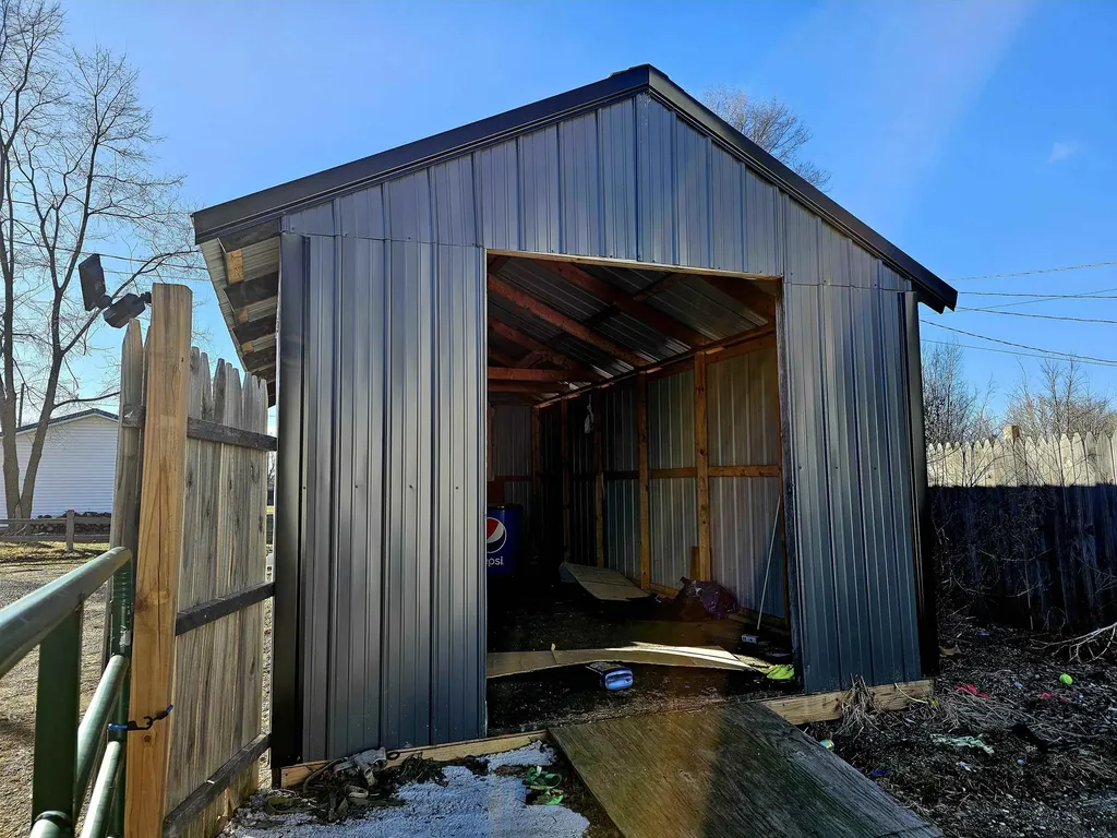 6707 N Lumberjack Road Seville Township MI 48877