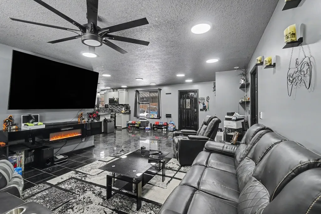 11115 E Valley Chippewa Township MI 48858
