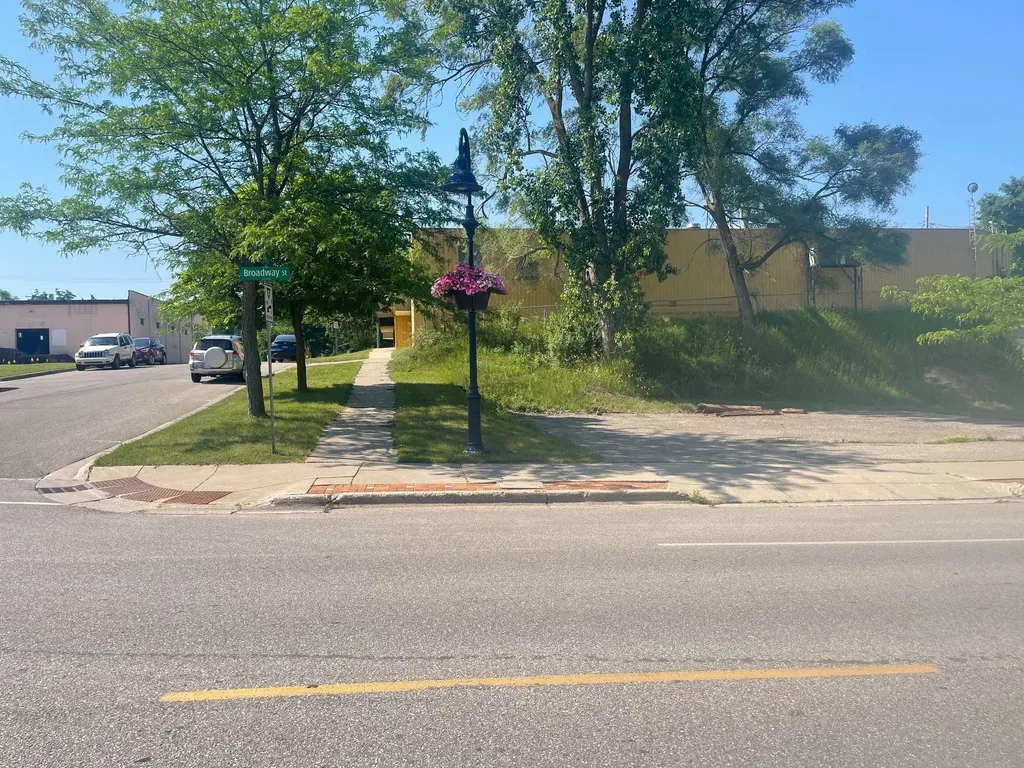 309 W Broadway Street Mt. Pleasant City MI 48858