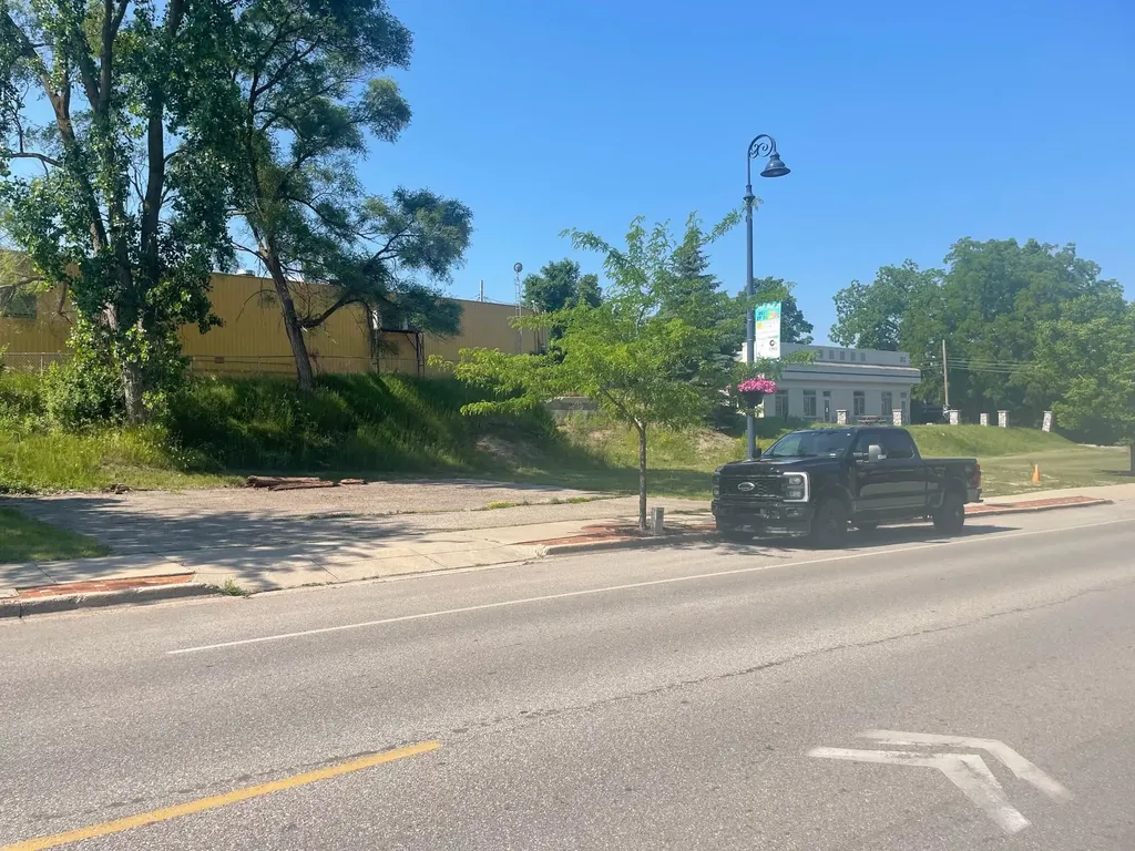 309 W Broadway Street Mt. Pleasant City MI 48858