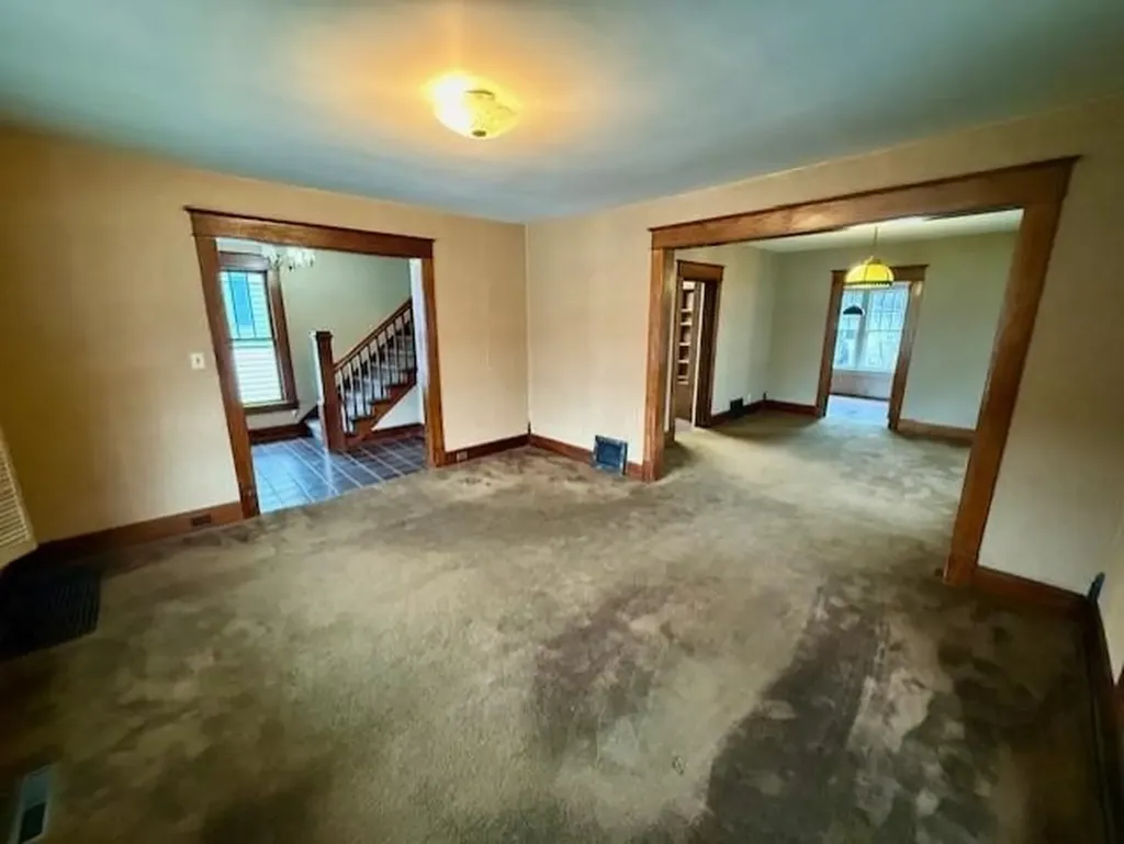 615 Wright Avenue Alma City MI 48801