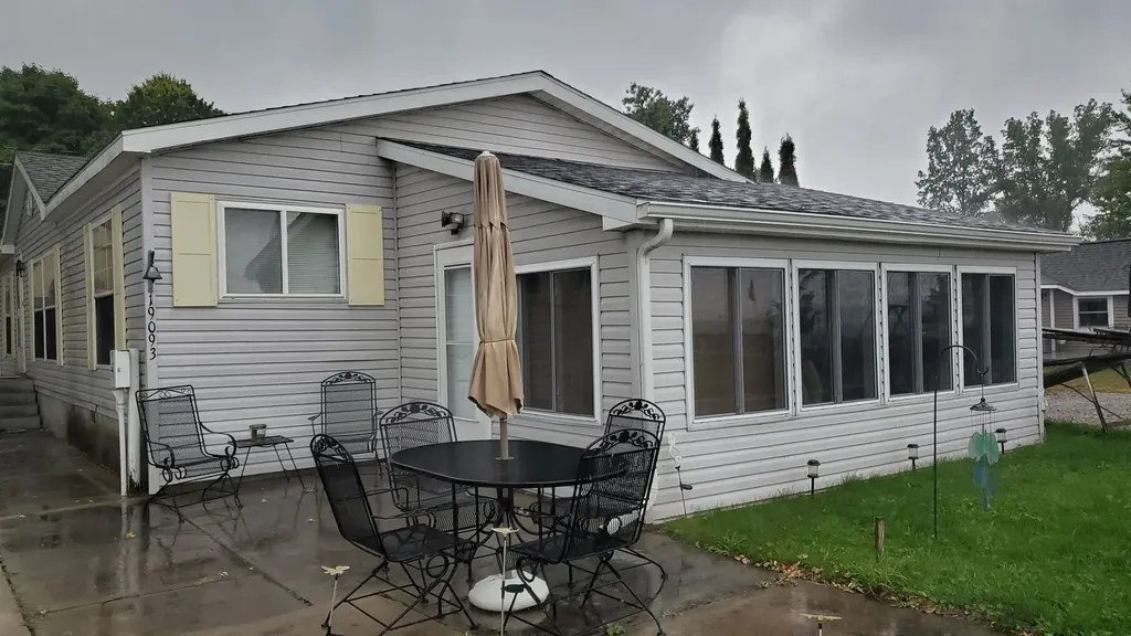 19093 Pike Street Chippewa Township MI 49342