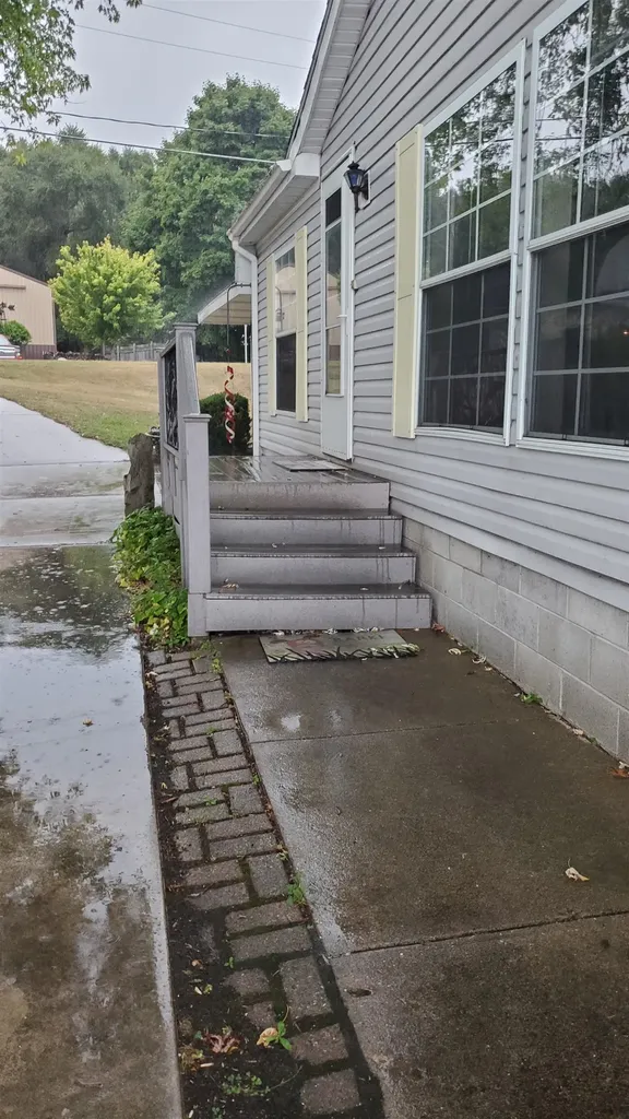 19093 Pike Street Chippewa Township MI 49342
