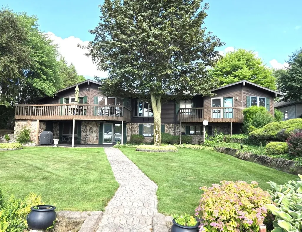 1116 Fairway Drive Lake Isabella Village MI 48893