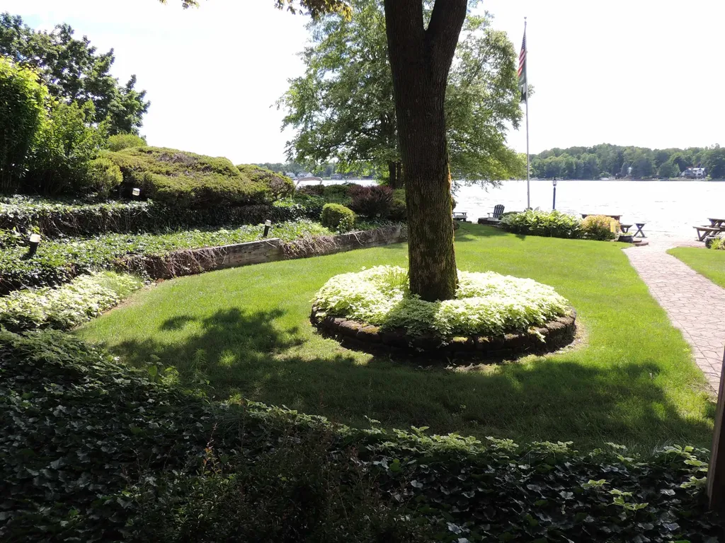 1116 Fairway Drive Lake Isabella Village MI 48893