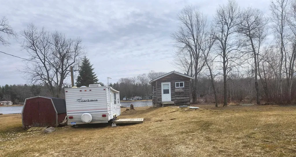 10621 Maple Drive Ferris Township MI 48877