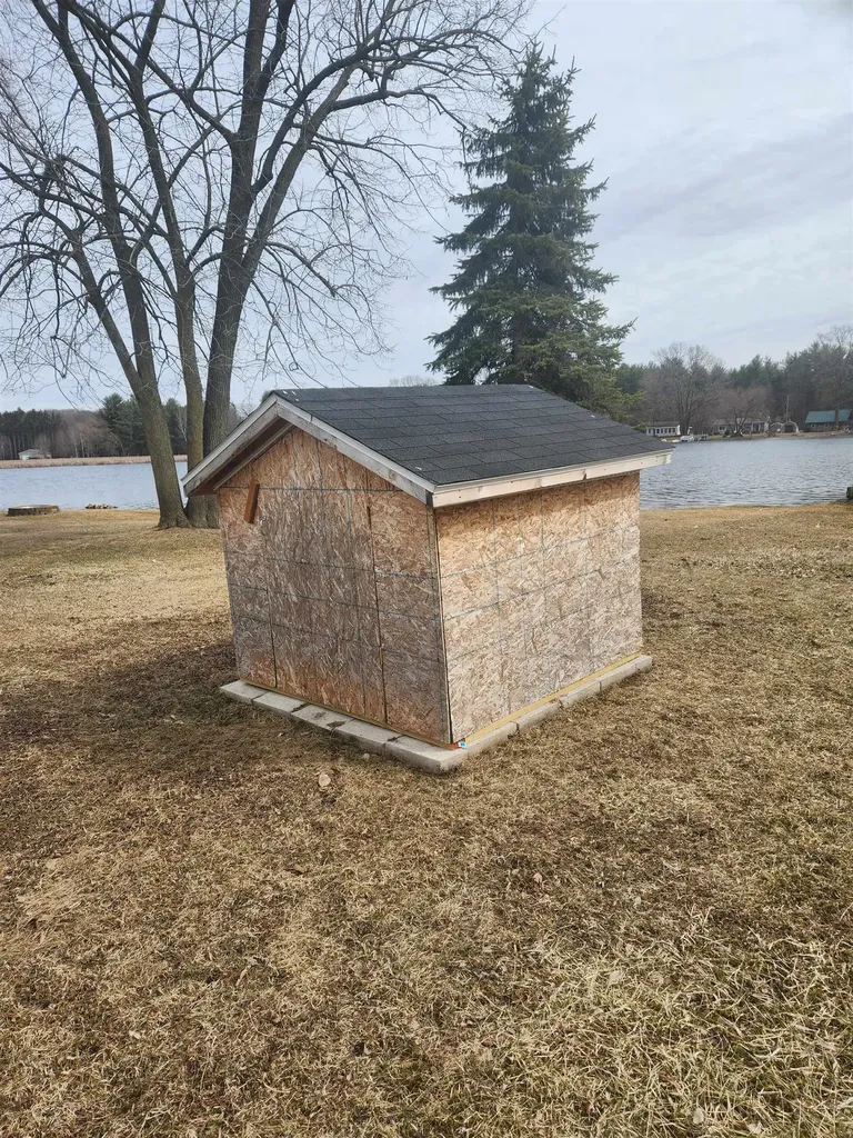 10621 Maple Drive Ferris Township MI 48877