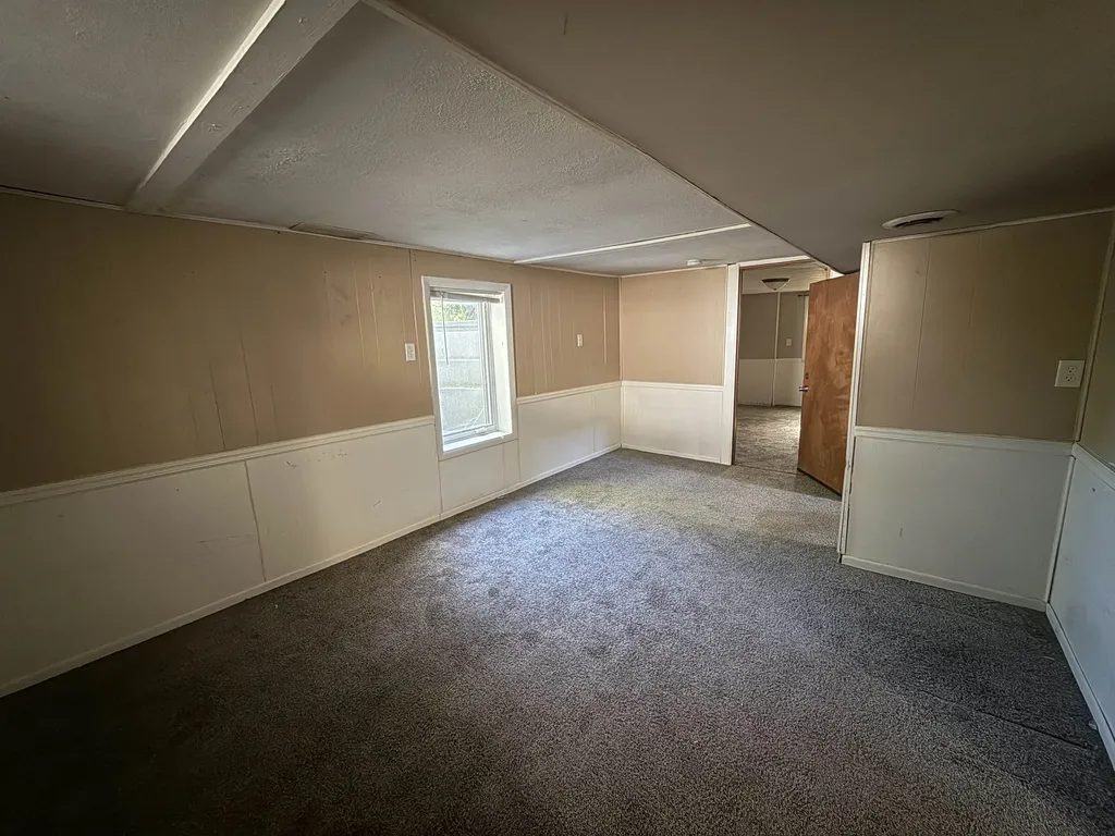 905 E High Mt. Pleasant City MI 48858