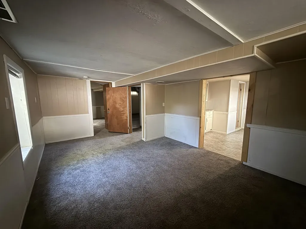 905 E High Mt. Pleasant City MI 48858