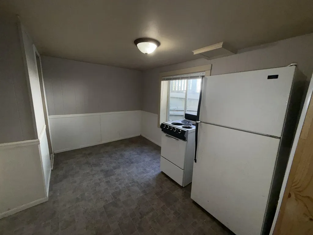 905 E High Mt. Pleasant City MI 48858