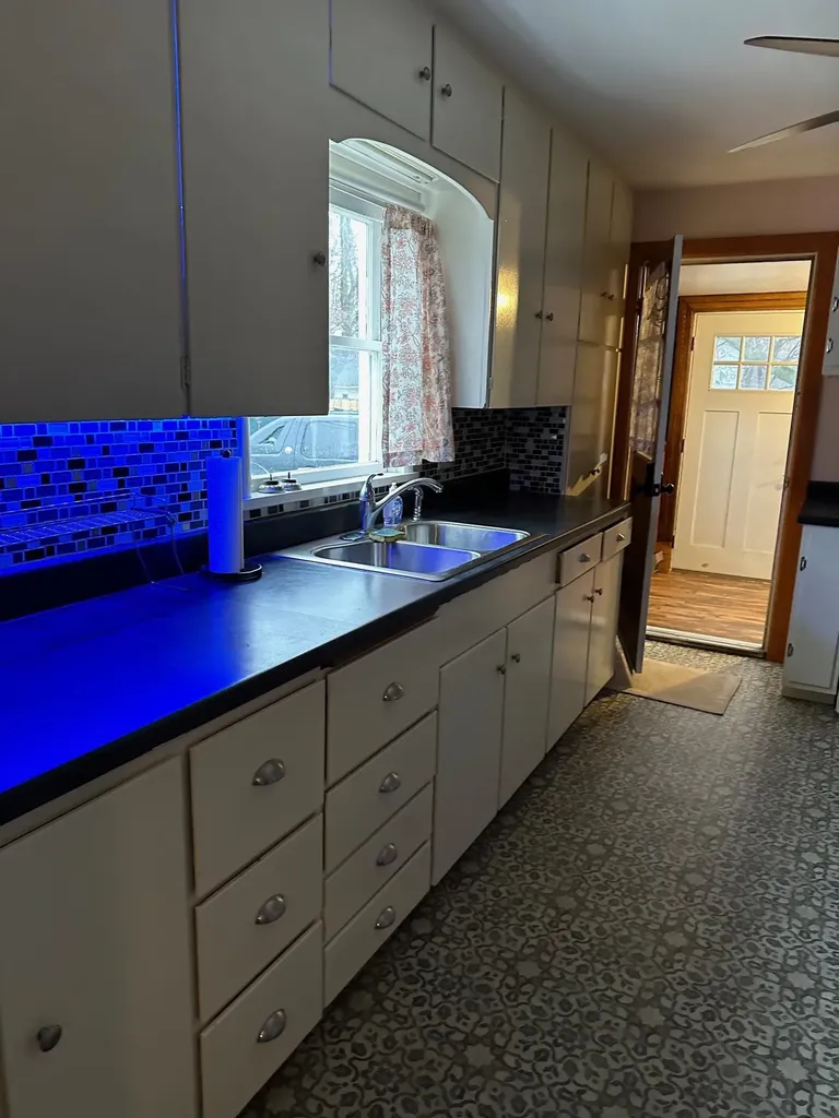 323 W Wright Avenue Shepherd Village MI 48883