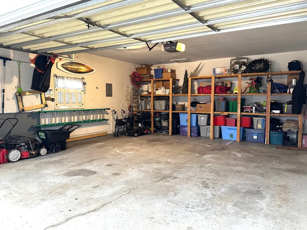 209 West Drive Mt. Pleasant City MI 48858