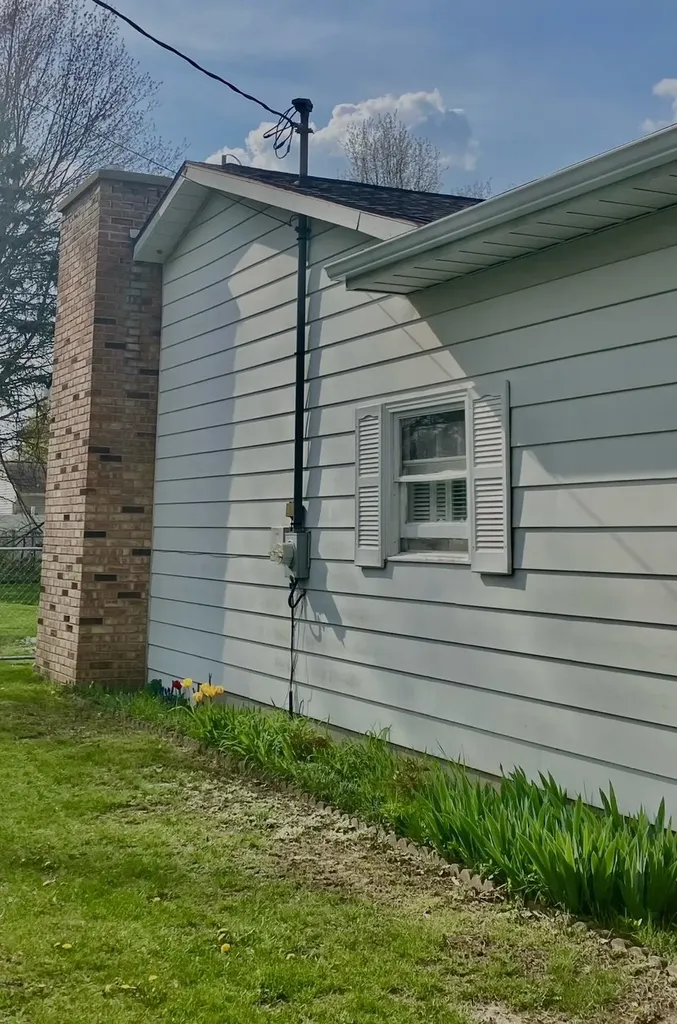 209 West Drive Mt. Pleasant City MI 48858