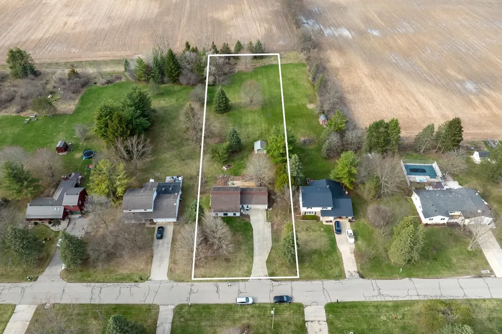 1735 Scully Road Union Charter Township MI 48858