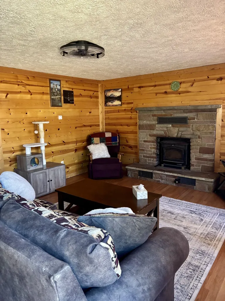 2738 Cathy Street Hamilton Township MI 48625