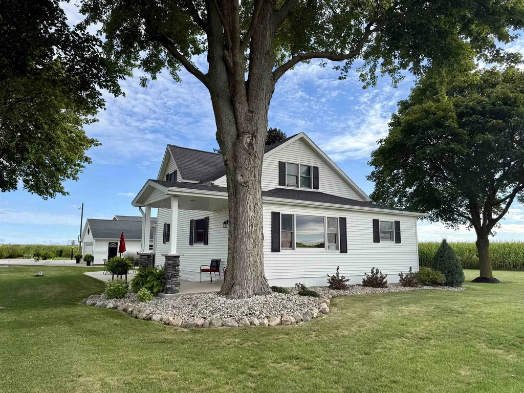 10063 E Walton Road Coe Township MI 48883