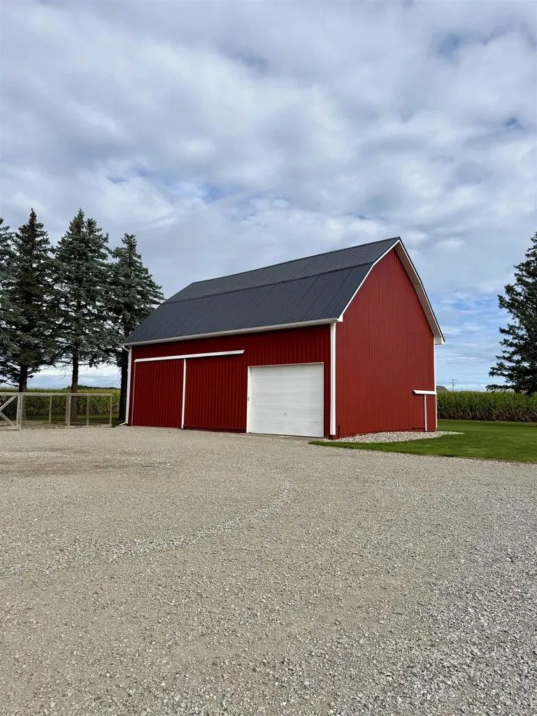 10063 E Walton Road Coe Township MI 48883