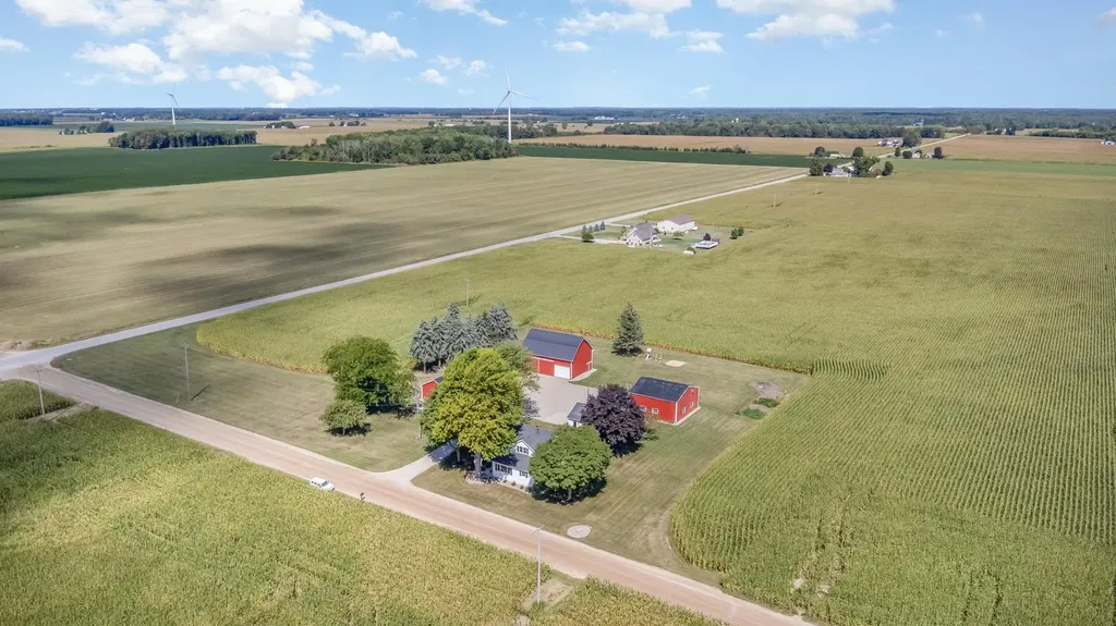 10063 E Walton Road Coe Township MI 48883