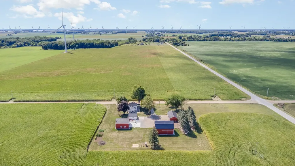 10063 E Walton Road Coe Township MI 48883
