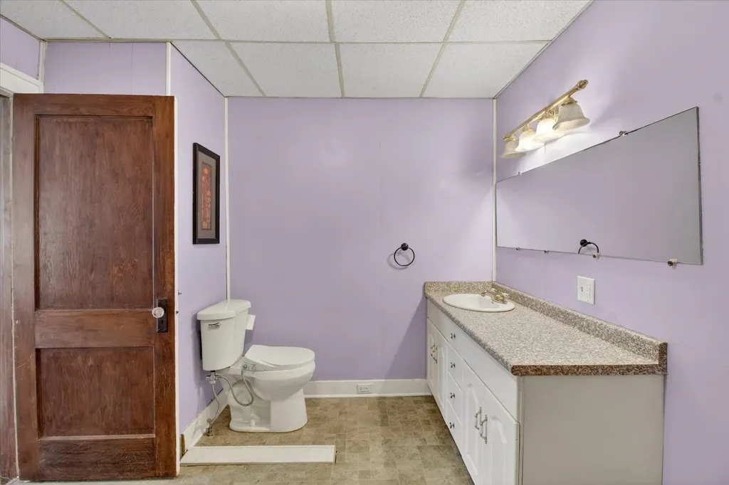 804 Woodworth Avenue Alma City MI 48801